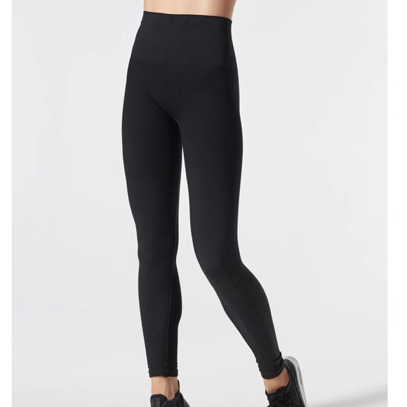 NWT Blanqi Hipster Contour Legging - Picture 3 of 5